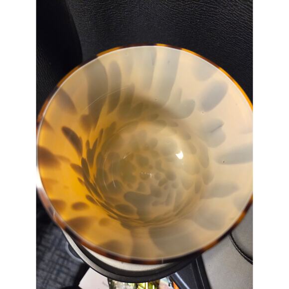 VTG Blown Glass Vase Tortoiseshell Amber Black Spotted 6" Matches Stemware - Picture 4 of 4